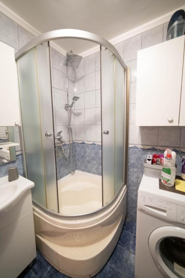 Apartman Yellow House SJJ Buitenkant foto